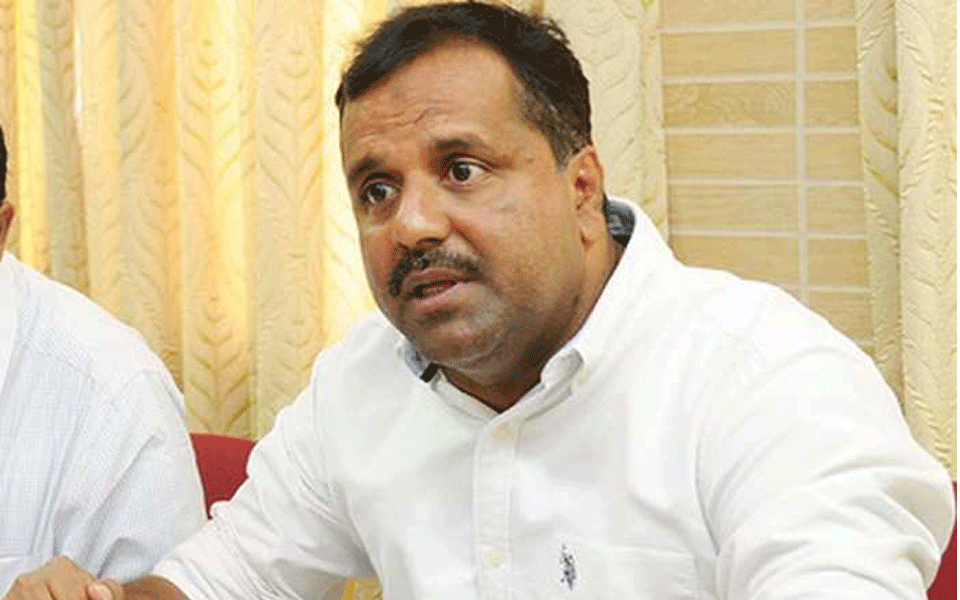 MLA UT Khader hails work efficiency of Udupi police