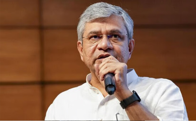 Delay in land acquisation of 3341 hectares halting railway development in Karnataka: Vaishnaw