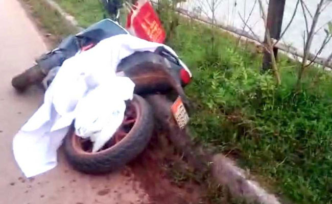 Manipal: 26-year-old cook on his way to serve at temple feast dies as bike rams into divider on NH