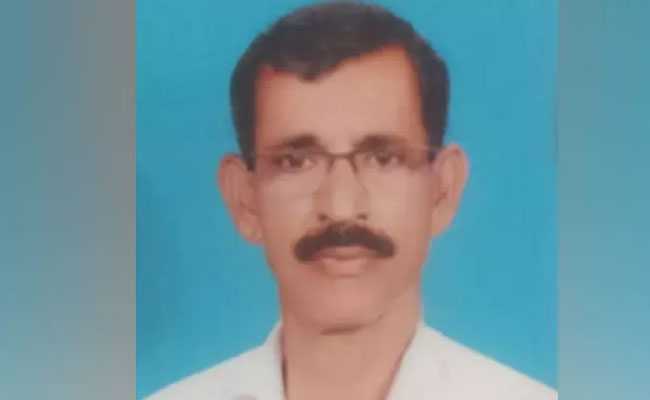 Auto driver Aramgala Yusuf dies of heart attack in Kudtamugeru