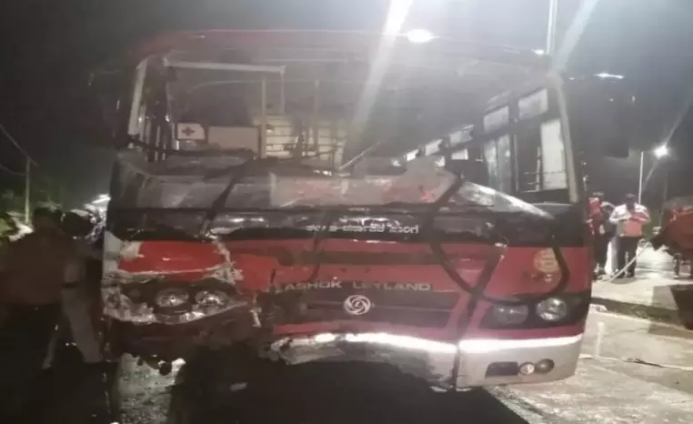 Chikkamagaluru: Two killed in canter-government bus collision in Birur