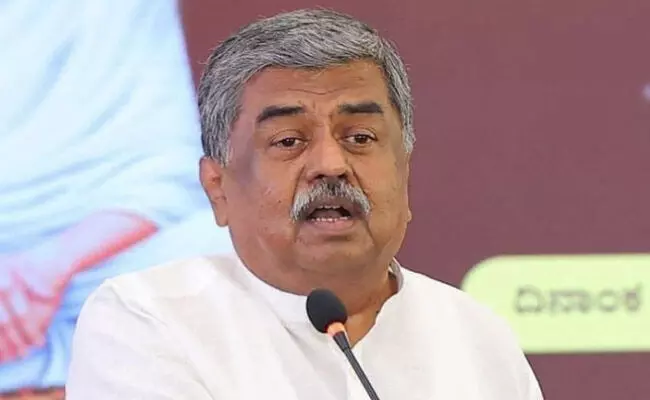 Death threat to Rahul Gandhi shows BJP's historic link to Gandhiji's assassination: BK Hariprasad