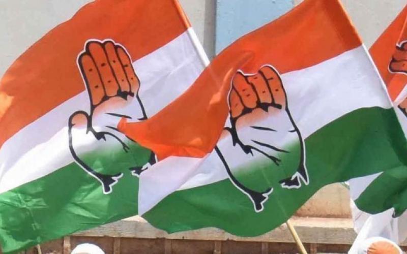 K'taka polls: Congress alleges CMO calling returning officers to reject its candidates applications
