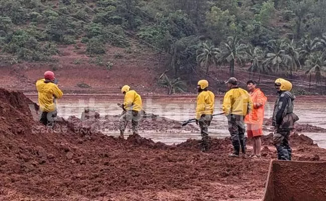 Ankola landslide: Woman's body recovered, death toll reaches 8