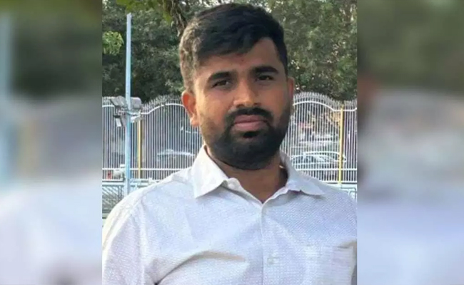 Bengaluru: Man electrocuted while trying to save pet macaw worth around 2.5 lakh