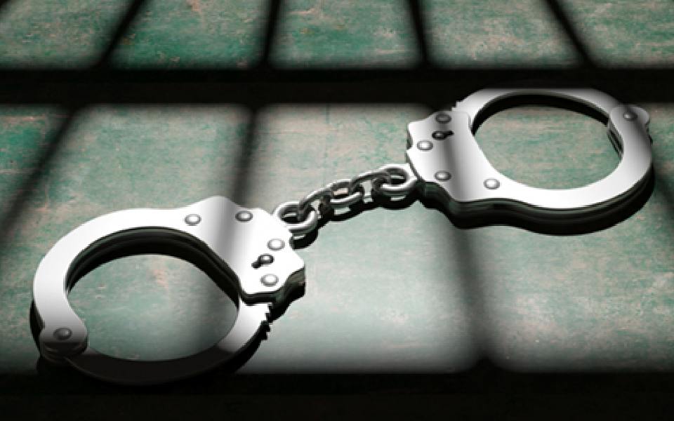 Three women held for stealing gold ornaments from passengers at bus stands