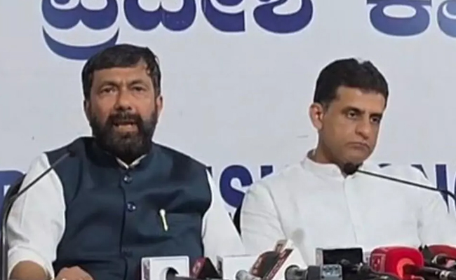 Davanagere South bypoll: Cong Muslim leaders allege internal conspiracy to defeat party candidate