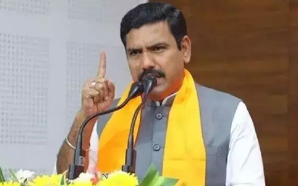 Vijayendra dismisses allegations by Sudhakar, says latter lacks experience