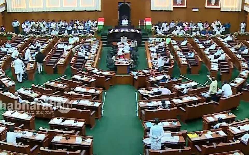 8 Bills passed in Karnataka Assembly, including one to protect depositors' interest