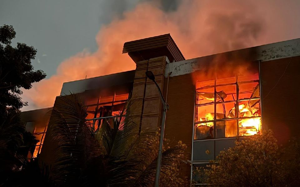 Fire at Bangalore Bioinnovation Centre damages properties worth Rs 110 cr: Minister Kharge