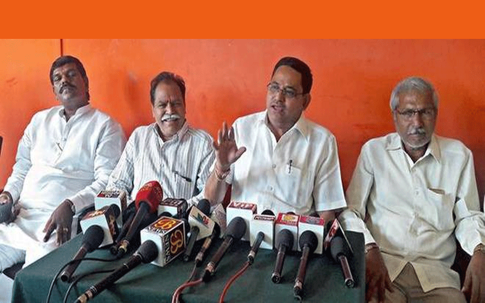 BJP ticket aspirants turn rebels?