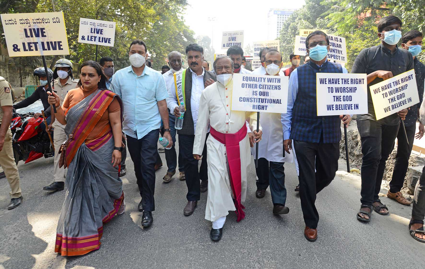 B'luru: Hundreds join protests against Karnataka Protection of Right to Freedom of Religion Bill