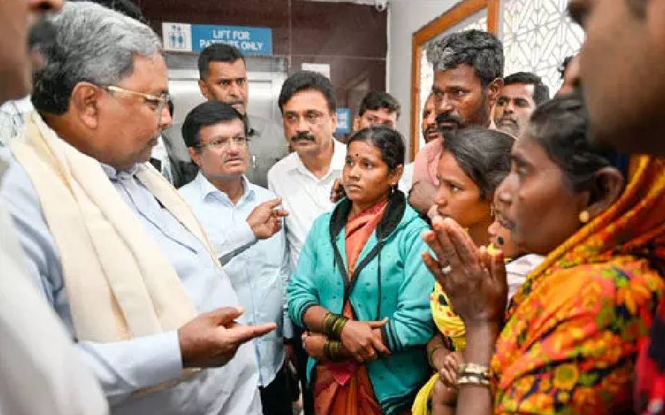 Karnataka CM announces Rs 5 lakh ex-gratia to next of kin of deceased in Bengaluru building collapse