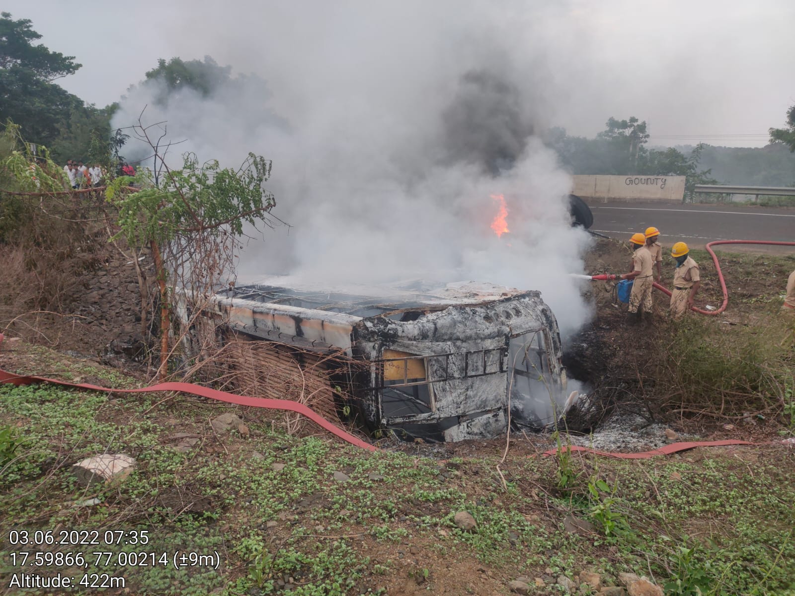 Seven feared charred to death as bus catches fire in Kalaburagi district