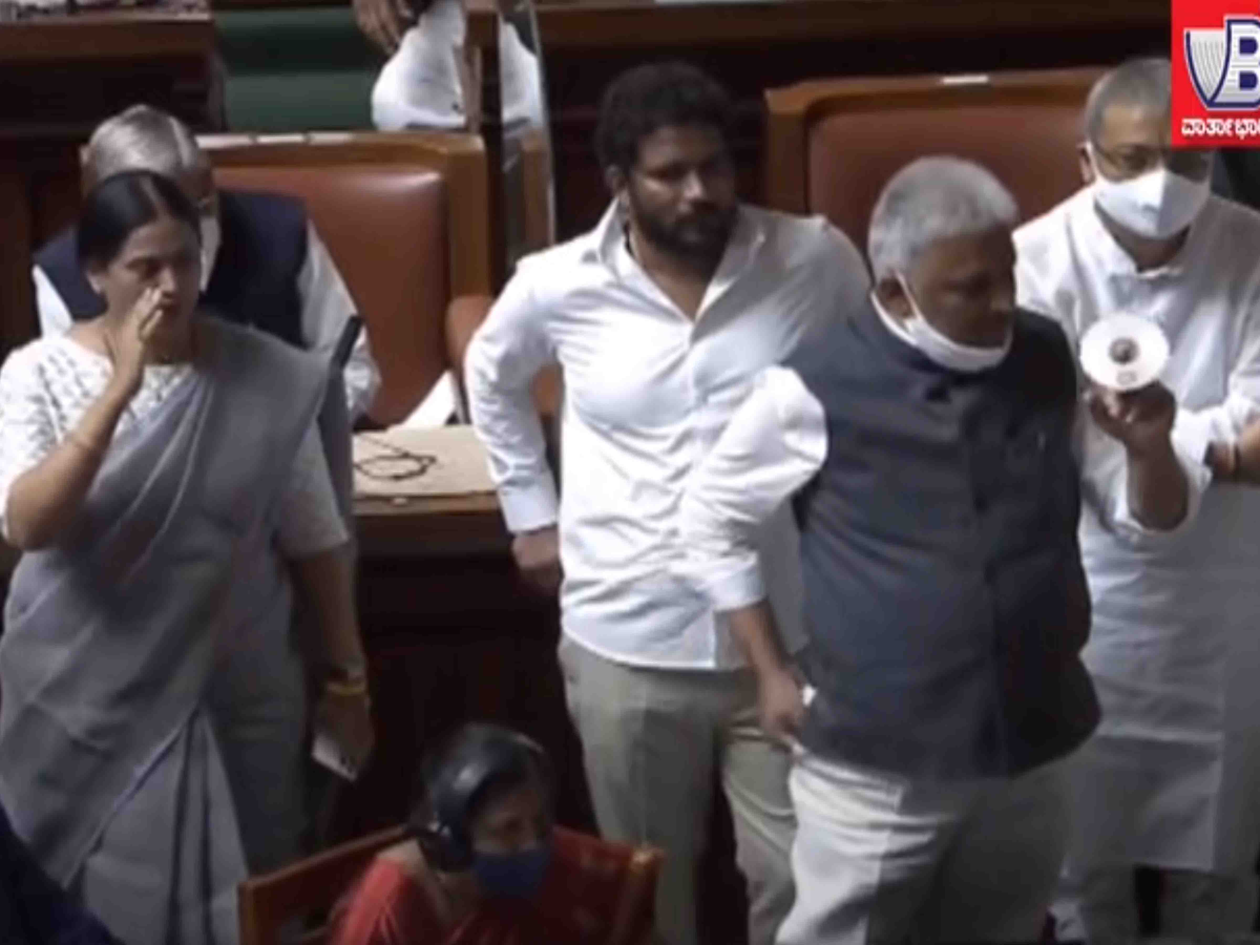 'Sex scandal' continues to rock Karnataka assembly