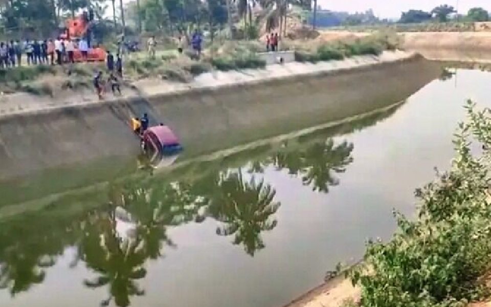 Bodies of man, two children fished out of canal in Mandya