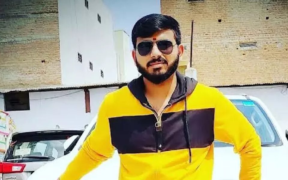 Madikeri: Youth killed in car-bike collision near Shanivarasanthe