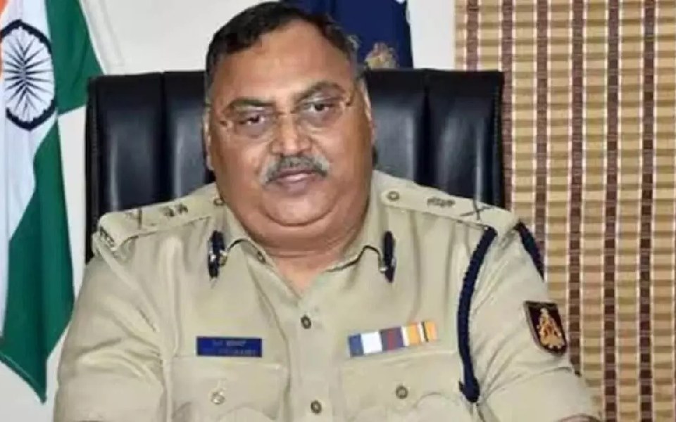 Ex DGP murder case: Wife threw chilli powder before stabbing, say police