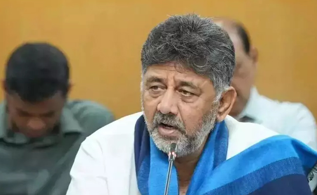 DCM Shivakumar, BJP MP Tejasvi Surya lock horns over Metro rail fare hike