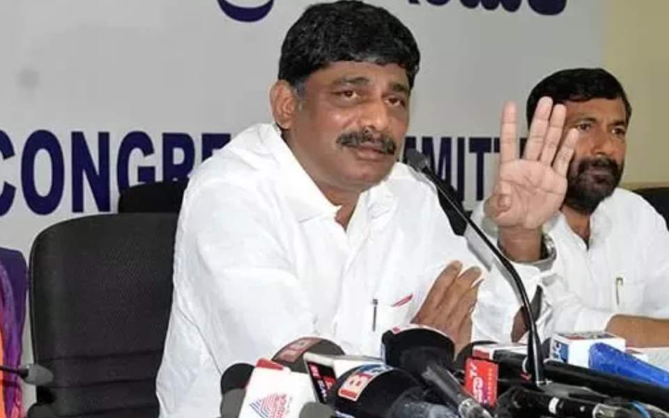 ‘The Secular Emblem is down, come to Congress’: DK Suresh invites JDS members to his party