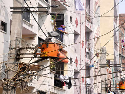 Two die of electrocution due to low-hanging wire in Karnataka