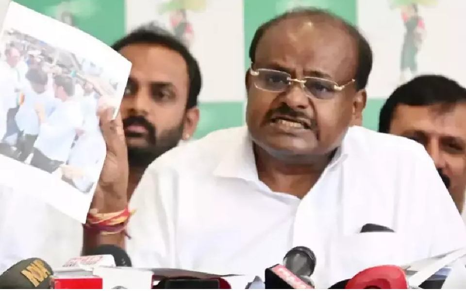 'Phones of my family and supporters being tapped,' HD Kumaraswamy alleges; govt denies it