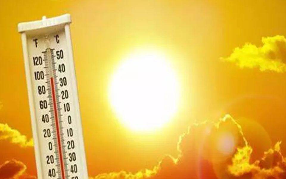 Raichur hits state's highest temperature at 43 degrees Celsius, Bengaluru remains at 38.5