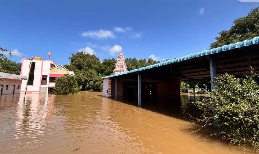 Heavy rains trigger floods in Vijayapura, villages along Bhima River submerged