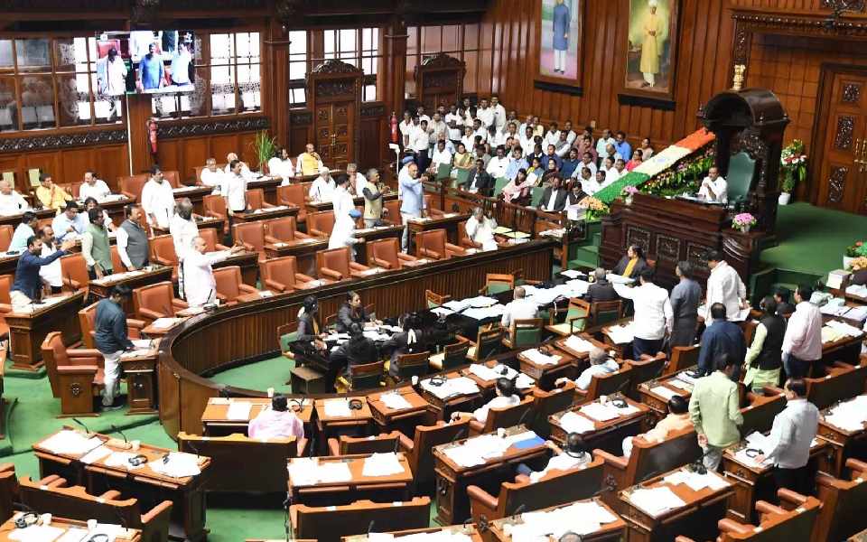 Six Bills passed in Karnataka Assembly without discussion amidst din