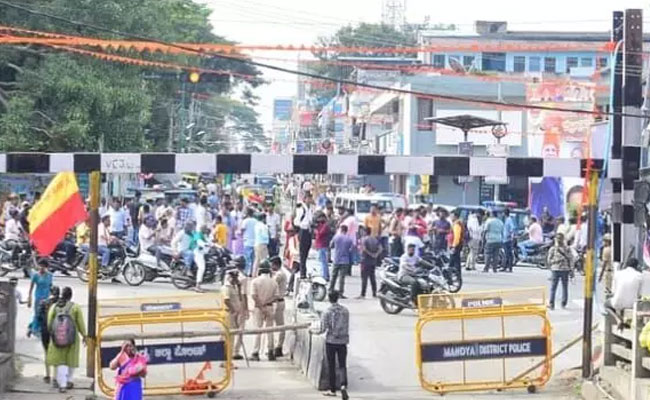 Cauvery issue: Farmers' and pro-Kannada outfits observe bandh in Mandya