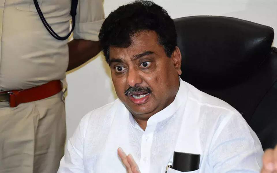 ‘Steps to reduce the duration of Bengaluru-Vijayapura train journey’, says M B Patil