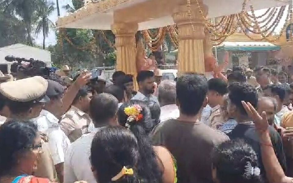 Tension in Mandya village as Dalits enter temple for first time