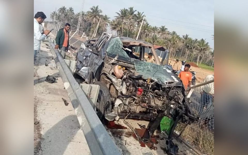 Car topples, hits divider after tyre burst on Bengaluru-Mysuru highway in Mandya; no casualties