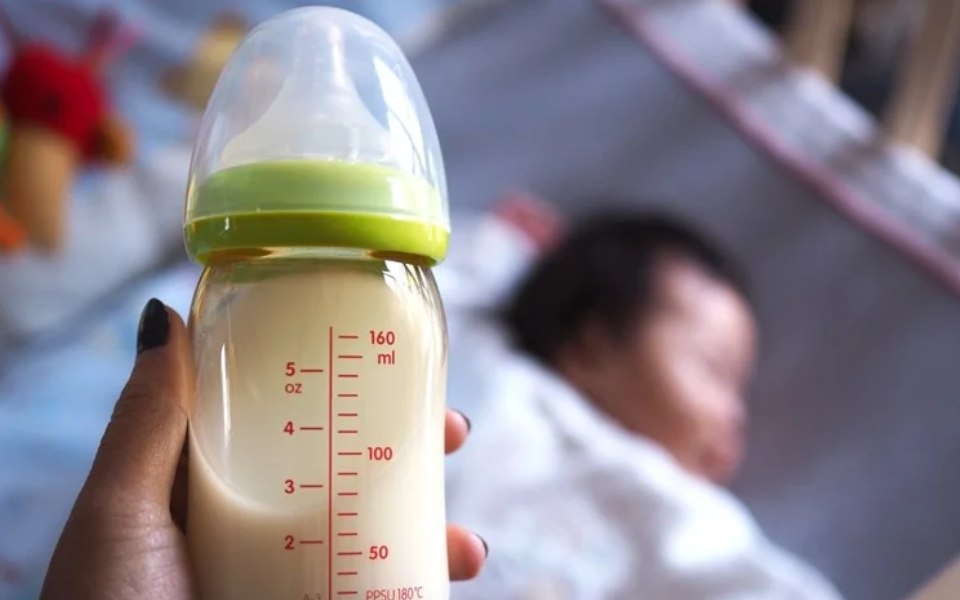 Centre directs Karnataka govt to cancel licenses for commercialisation of breast milk: HC told