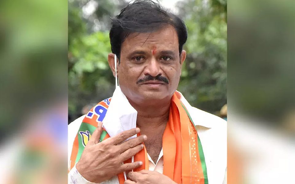 BJP MLA Muniratna granted bail in rape case