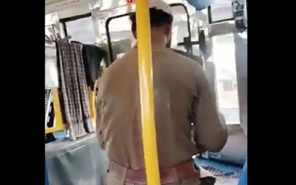 Karnataka: Driver of state-run bus faces inquiry for offering Namaz during duty hours