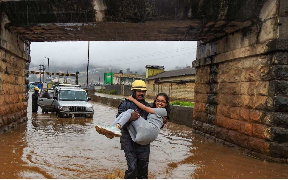 Eight Bengaluru tourists rescued from partially-submerged vehicle in rain-hit Ooty
