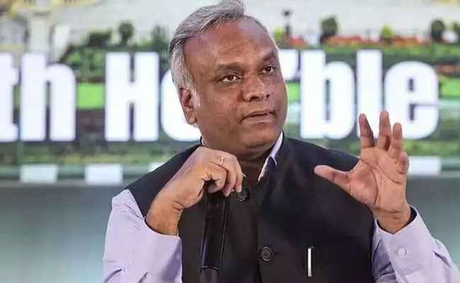 BJP accepts donations from beef exporters, but beef-eaters branded anti-nationals: K'taka minister