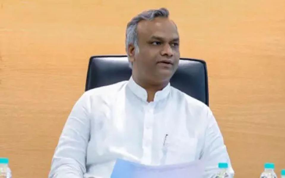 Kalaburagi Municipal Corporation imposes Rs 5000 fine on Minister Priyank Kharge