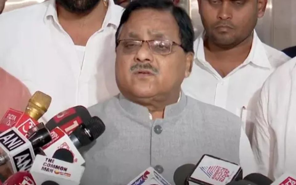 BJP national gen secy Agrawal rejects calls for Vijayendra's ouster as party's Karnataka chief