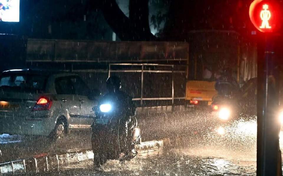 Heavy rainfall in several parts of Bengaluru