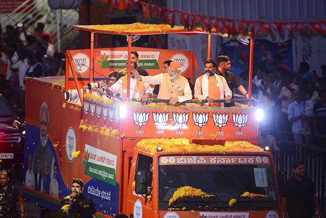 PM Modi takes out mega roadshow in Bengaluru