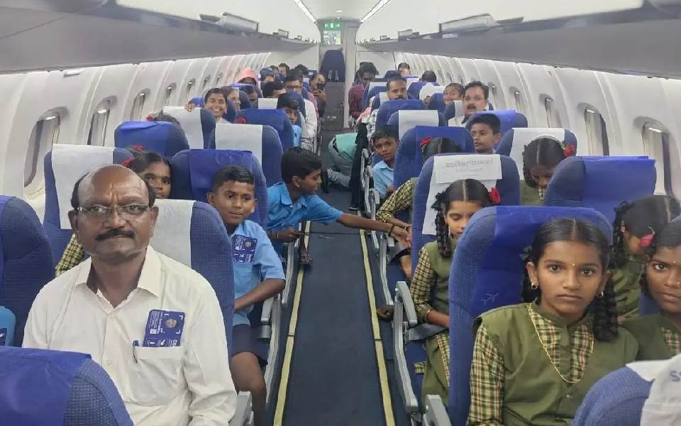 Primary teacher spends Rs 2.1 lakh, takes 17 students on air trip to Hyderabad for 100% attendance