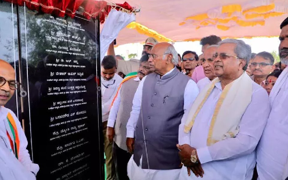 Opposition parties spreading false propaganda, misleading people, alleges CM Siddaramaiah