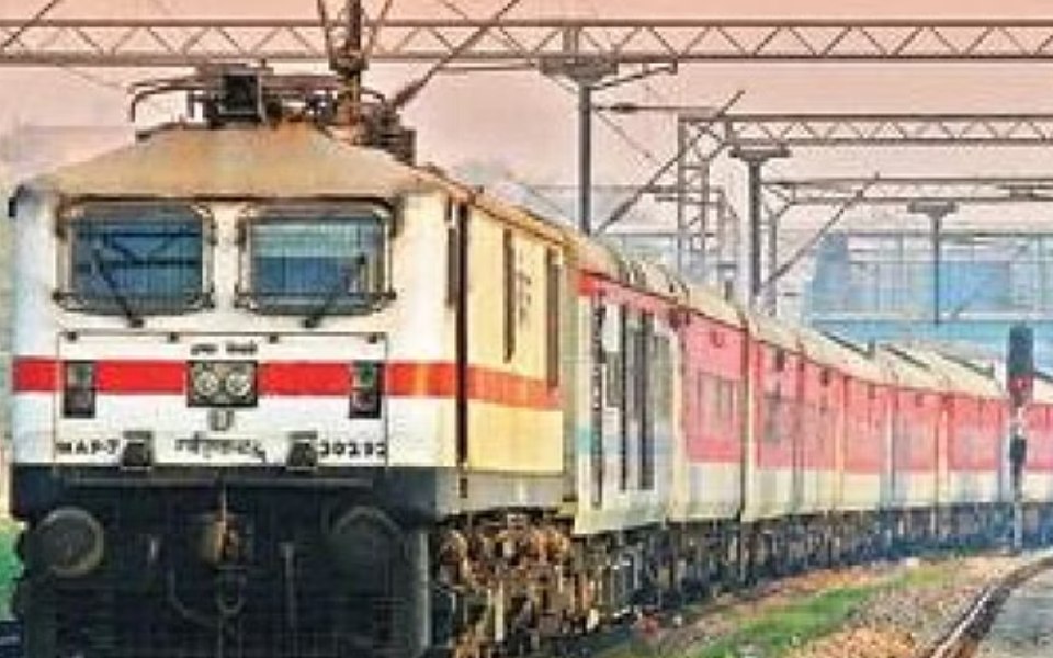 Southern Railway extends, continues special train services to meet passenger demand