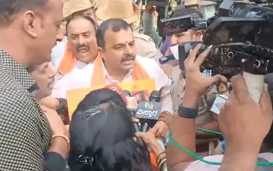 BJP leader Sunil Kumar detained during protest against Srikanth Pujari's arrest