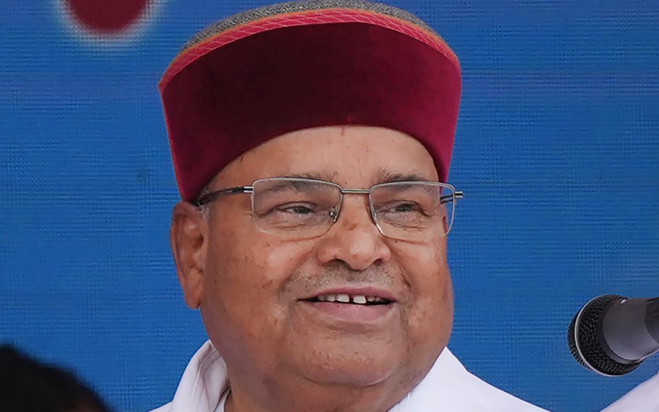Karnataka Guv forwards Bill on 4 pc quota to Muslims in govt contracts to President's assent
