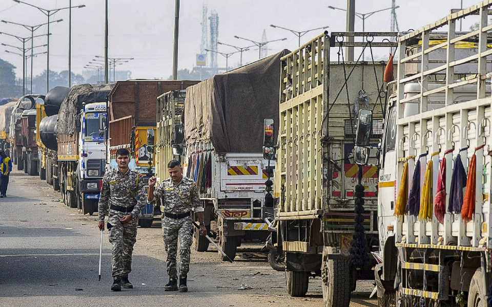 Truckers call off strike after assurance from Karnataka govt