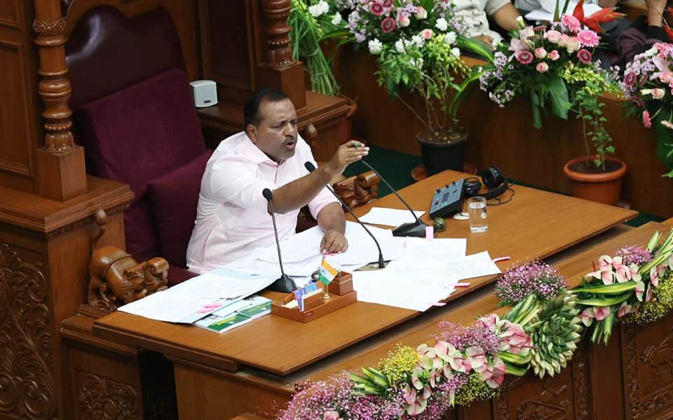 No proposal to remove Savarkar's portrait from Assembly chamber, says Speaker UT Khader