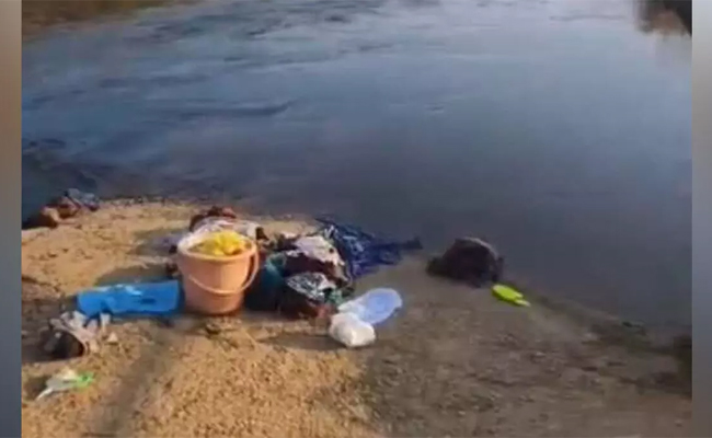 Four members of family feared drowned in Shivamogga canal